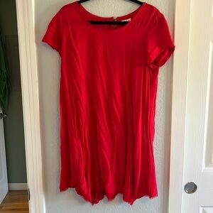 Cute & flowy red dress